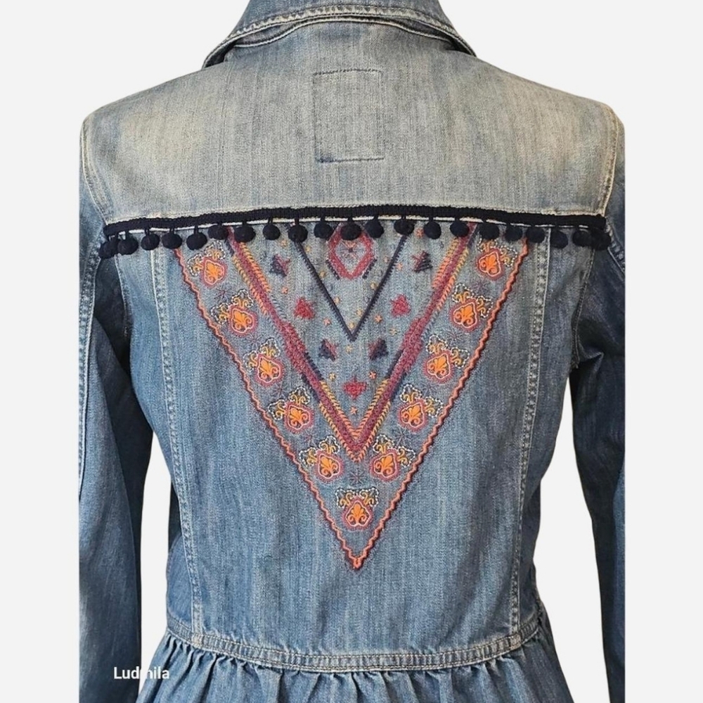 SALSA Women's Size‎ M Blue Denim Jacket with Embroidered Back - Picture 4 of 11